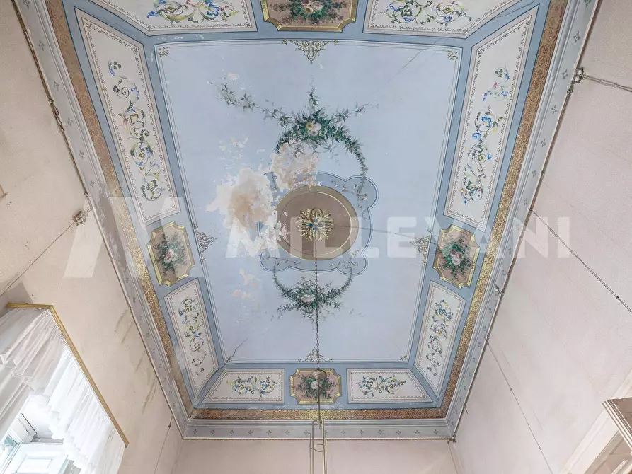 Immagine 19 di Albergo/B&B/Residence in vendita  in Via La Marmora a Vittoria