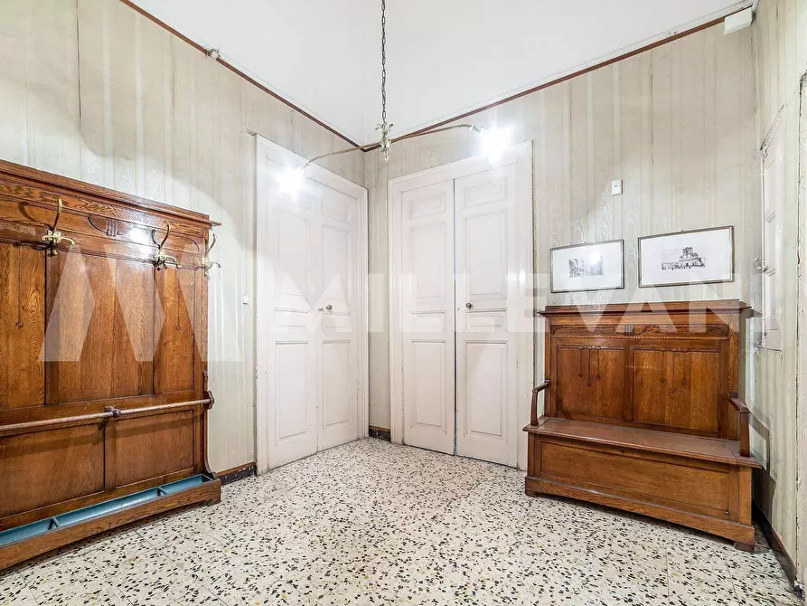 Immagine 25 di Albergo/B&B/Residence in vendita  in Via La Marmora a Vittoria