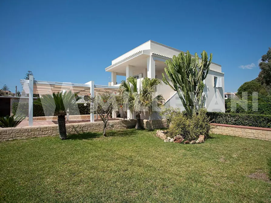 Immagine 19 di Villa in vendita  in San Lorenzo strada IV a Noto