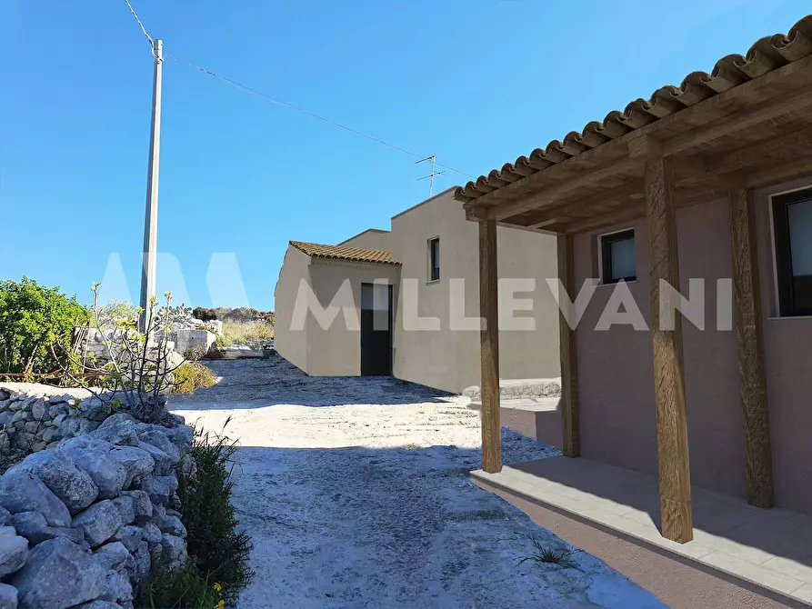 Immagine 3 di Rustico / casale in vendita  in Contrada Cuturi snc a Scicli
