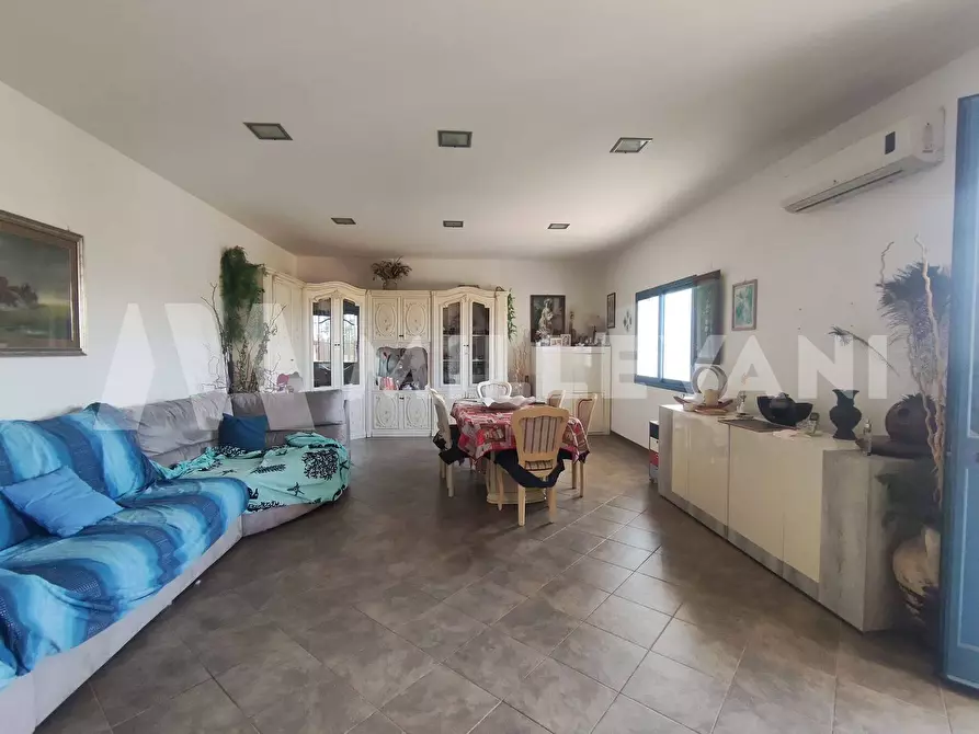 Immagine 6 di Villa in vendita  in Via Valdo 95 a Scicli