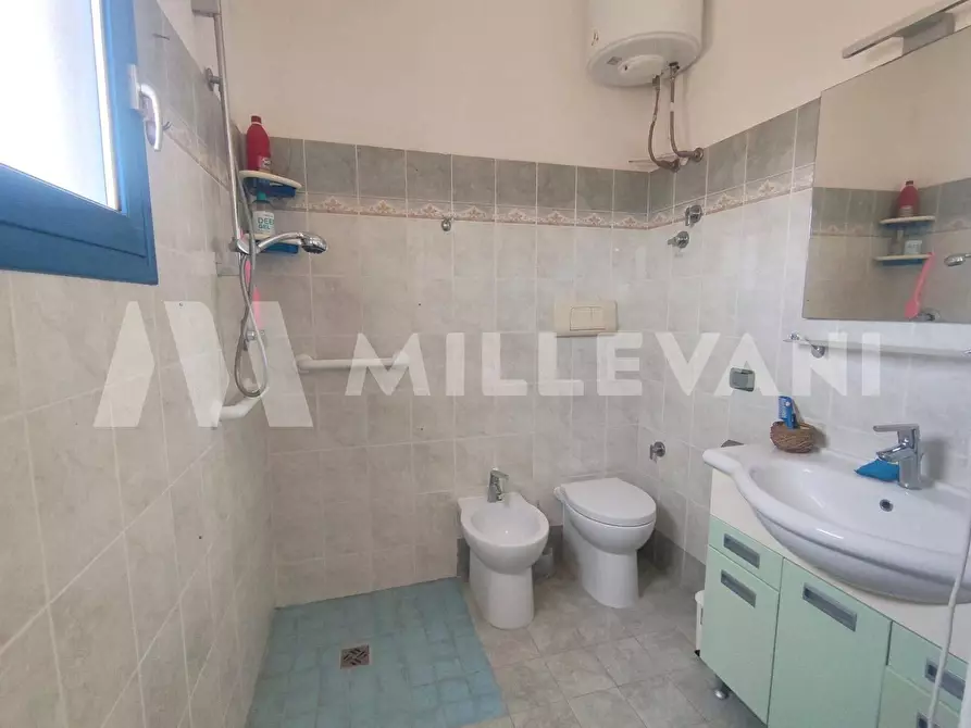 Immagine 13 di Villa in vendita  in Via Valdo 95 a Scicli