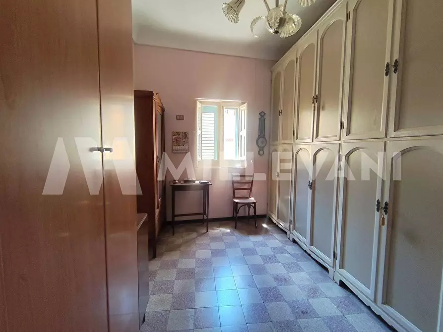 Immagine 8 di Albergo/B&B/Residence in vendita  in Via Salso 2-4 a Scicli