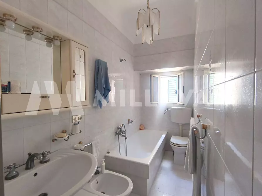 Immagine 13 di Albergo/B&B/Residence in vendita  in Via Salso 2-4 a Scicli