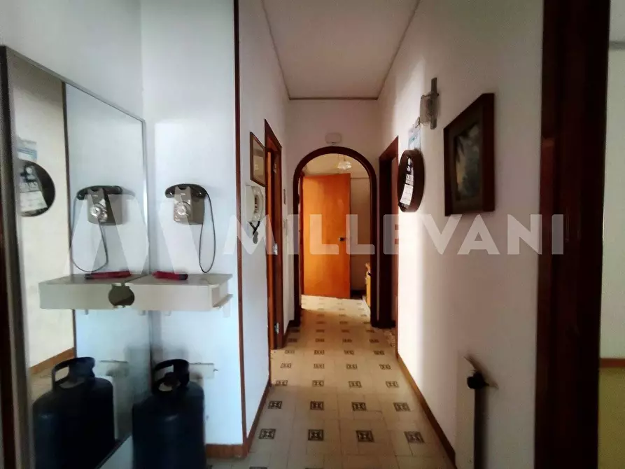 Immagine 10 di Appartamento in vendita  in Via Asiago a Pozzallo