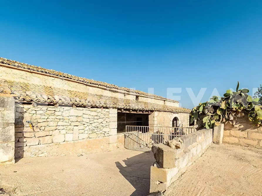 Immagine 29 di Rustico / casale in vendita  in Contrada Stanislao Snc a Ragusa