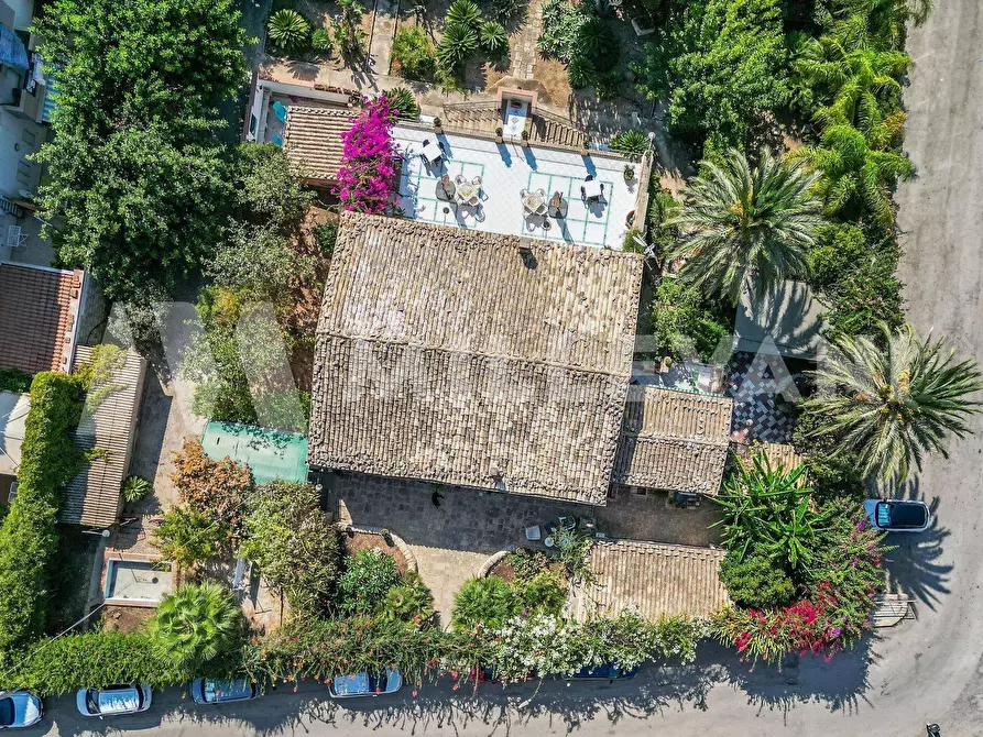 Immagine 2 di Villa in vendita  in Via Gaetano schembri 31 a Giarratana