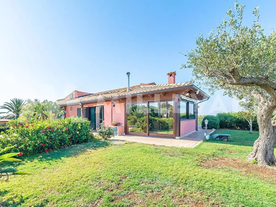 Immagine 24 di Villa in vendita  a Modica