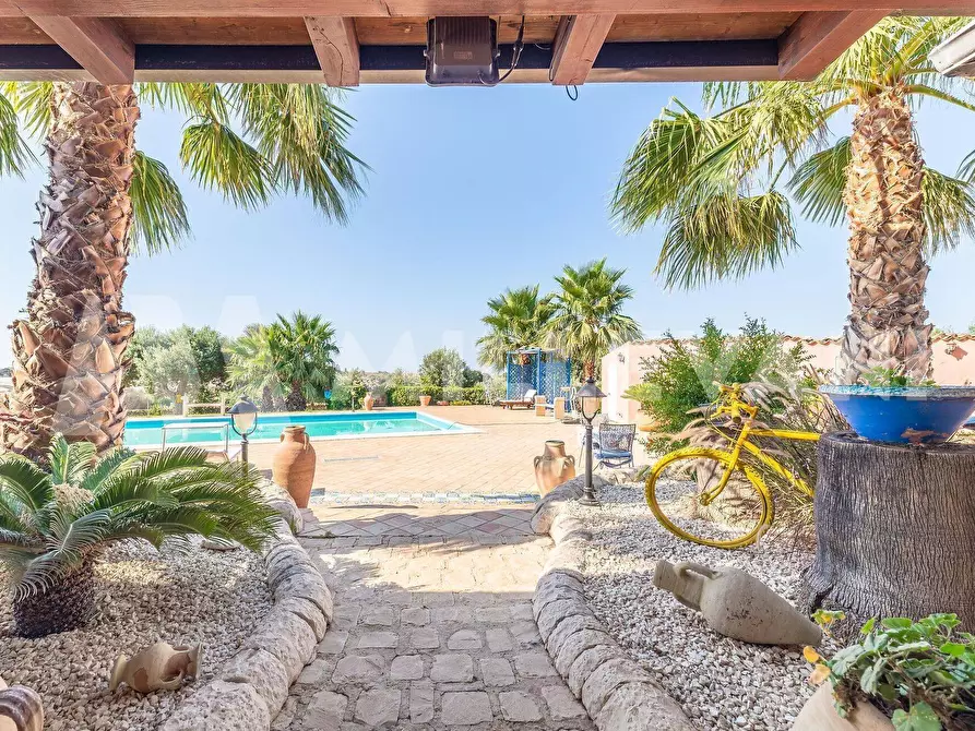 Immagine 26 di Villa in vendita  a Modica