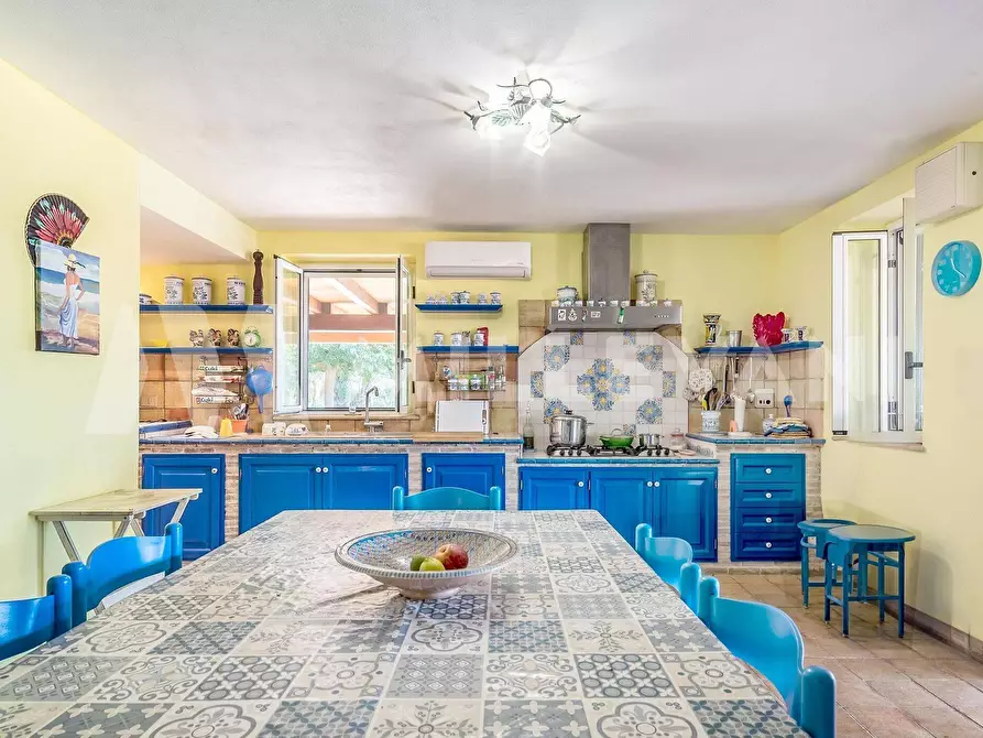 Immagine 32 di Villa in vendita  a Modica
