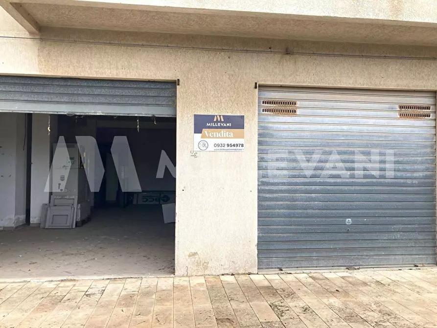 Immagine 1 di Locale commerciale in vendita  in Contrada Loreto Gallinara a Modica