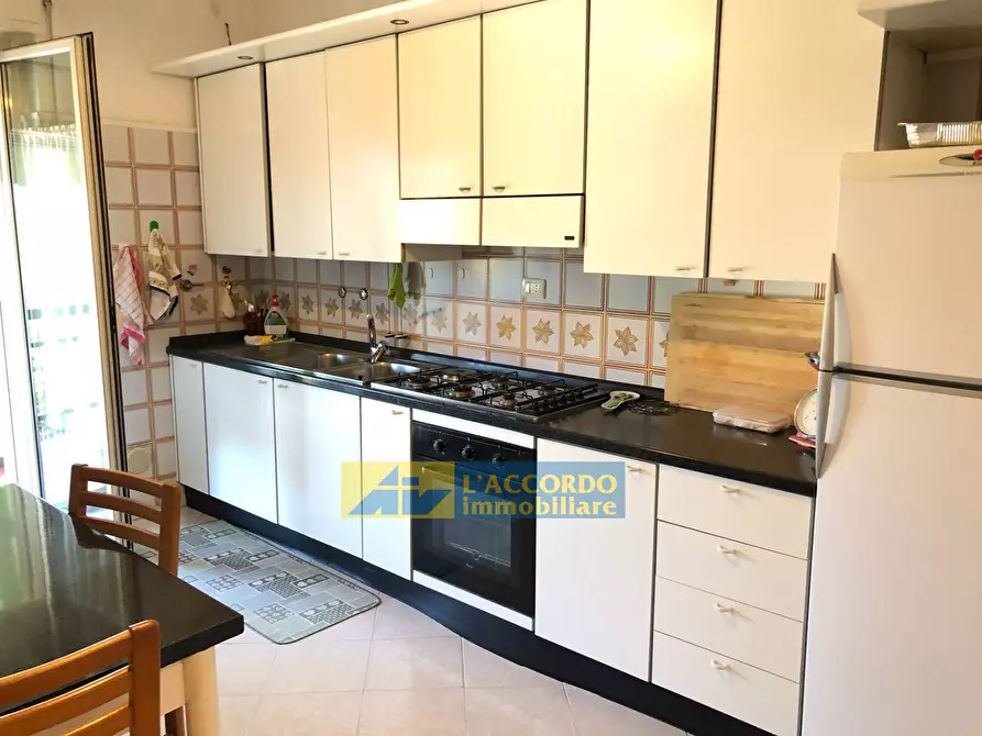 Immagine 2 di Appartamento in affitto  in VIALE BENEDETTO CROCE a Chieti