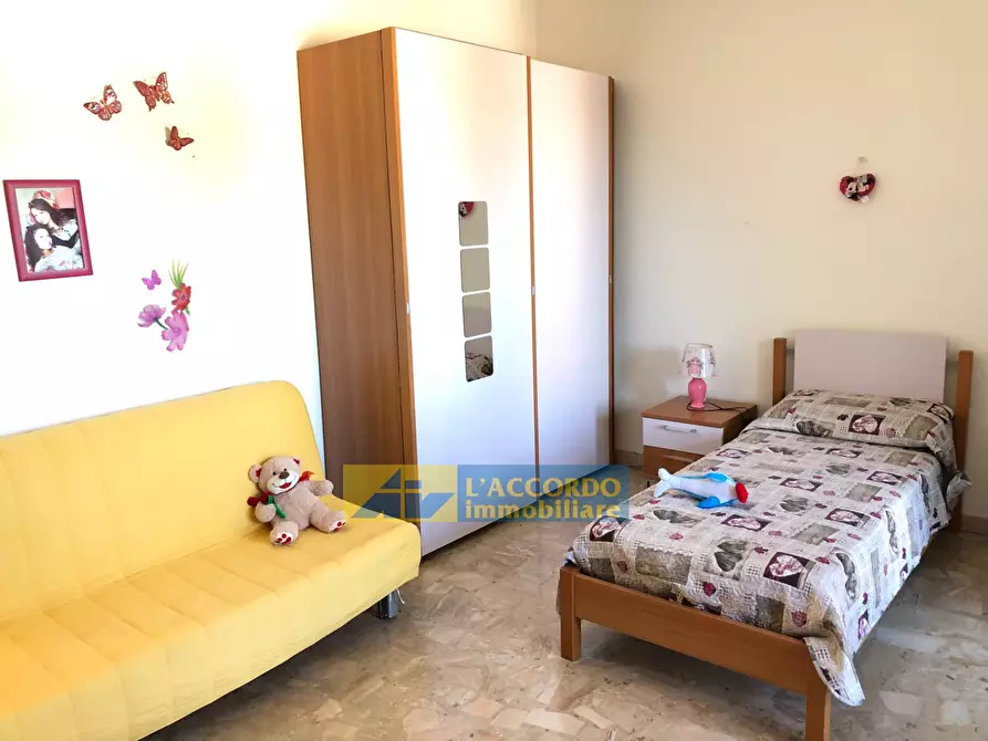 Immagine 14 di Appartamento in affitto  in VIALE BENEDETTO CROCE a Chieti