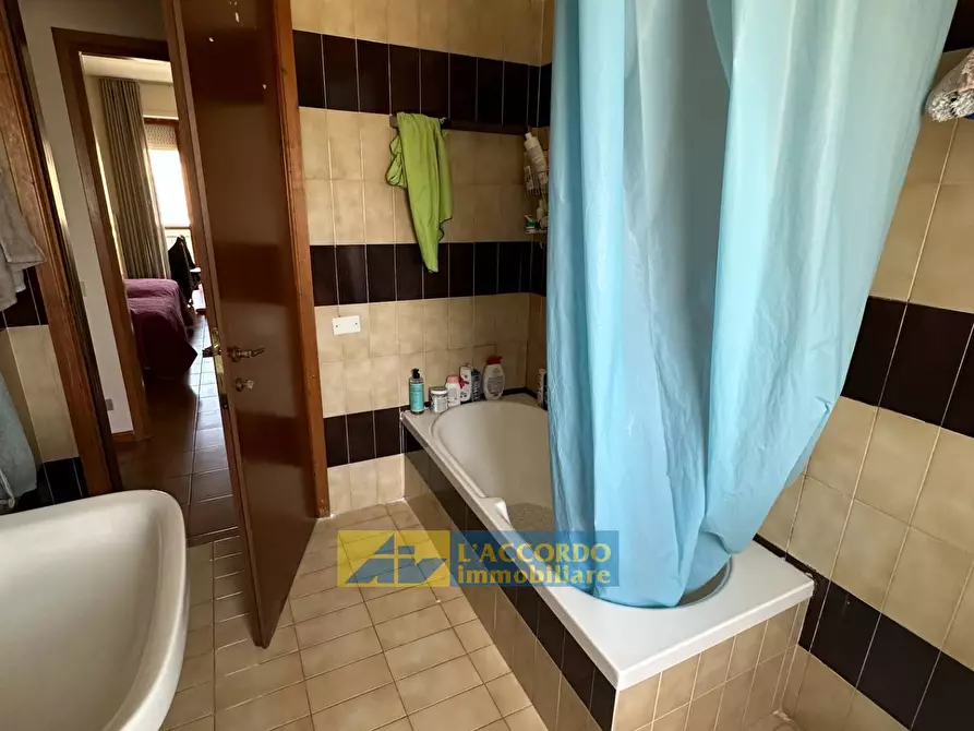 Immagine 5 di Appartamento in affitto  in viale benedetto croce 647 a Chieti