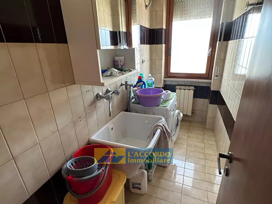 Immagine 7 di Appartamento in affitto  in viale benedetto croce 647 a Chieti