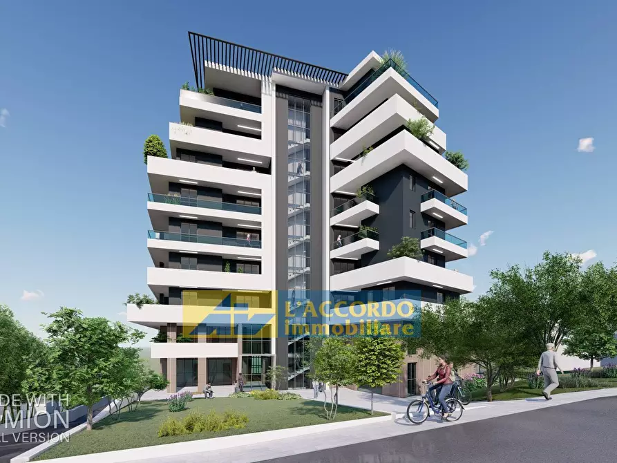 Immagine 7 di Locale commerciale in vendita  in VIA DEI VESTINI 70 a Chieti