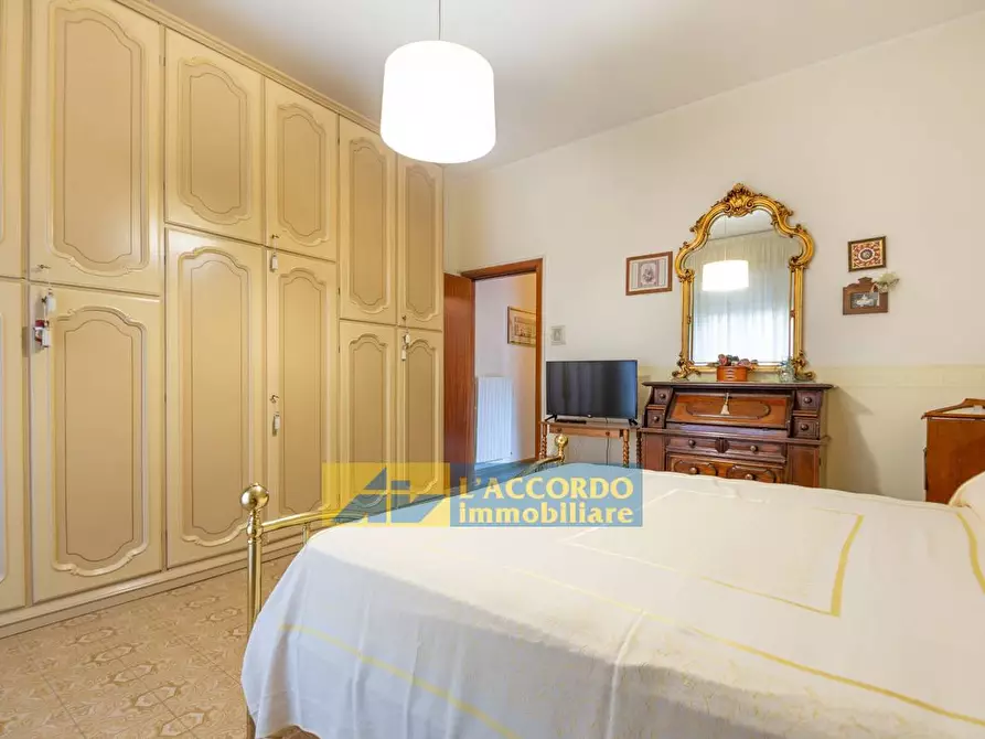 Immagine 6 di Appartamento in vendita  in via Picena 177 a Chieti