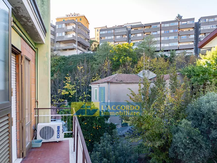 Immagine 16 di Appartamento in vendita  in via Picena 177 a Chieti