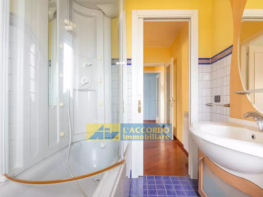 Immagine 8 di Appartamento in vendita  in via Dei Frentani 121 a Chieti