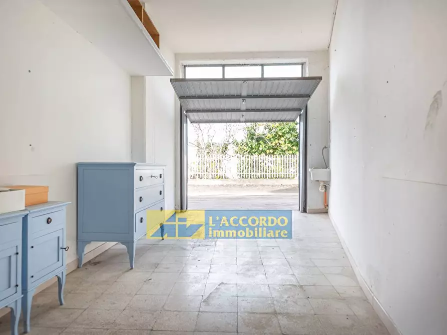 Immagine 19 di Appartamento in vendita  in via Dei Frentani 121 a Chieti