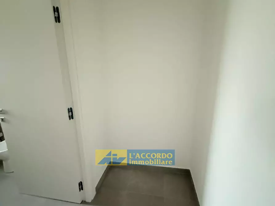 Immagine 4 di Appartamento in affitto  in Via Meneghini a Chieti