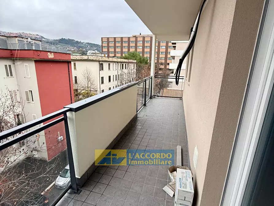 Immagine 9 di Appartamento in affitto  in Via Meneghini a Chieti