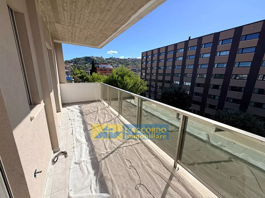 Immagine 18 di Locale commerciale in vendita  in VIA COLONNETTA 19 a Chieti