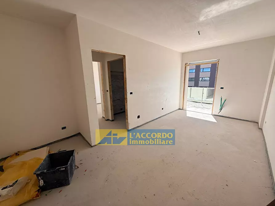 Immagine 22 di Locale commerciale in vendita  in VIA COLONNETTA 19 a Chieti