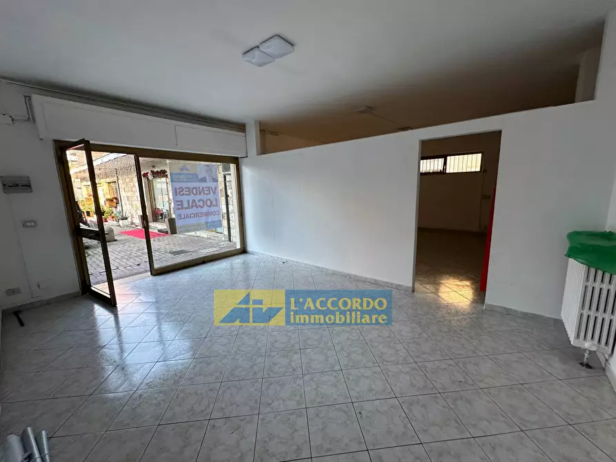 Immagine 14 di Locale commerciale in vendita  in via bellini 61 a Chieti