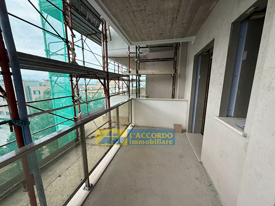 Immagine 21 di Locale commerciale in vendita  in VIA COLONNETTA 19 a Chieti