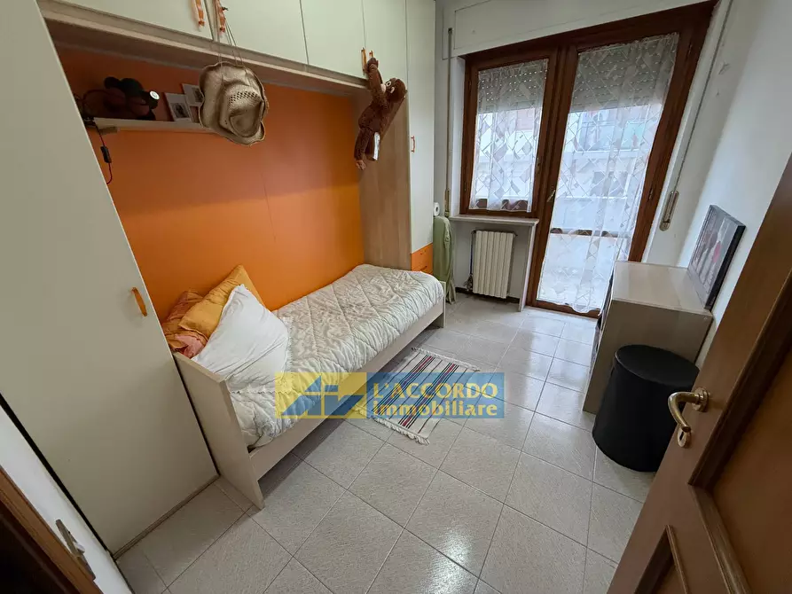 Immagine 17 di Appartamento in vendita  in VIA SCARAVIGLIA a Chieti