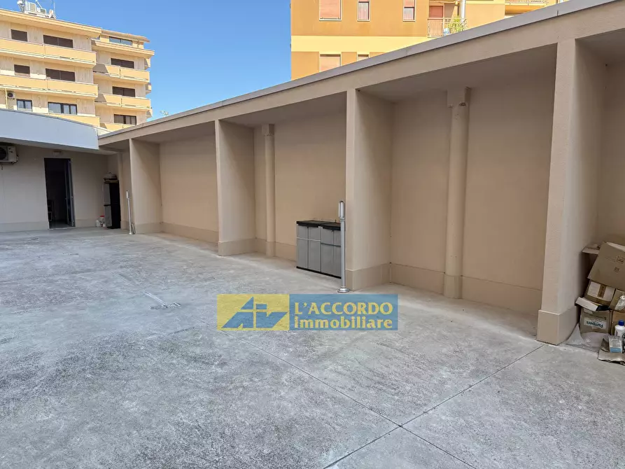 Immagine 10 di Ufficio in vendita  in via Sulmona 5/B a Chieti