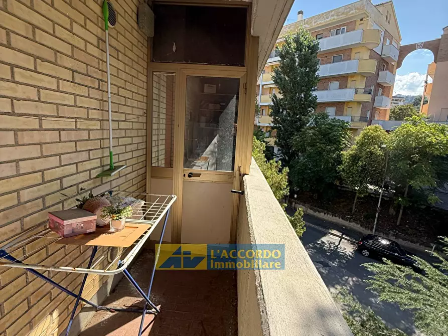 Immagine 25 di Appartamento in affitto  in VIA COLLE DELL'ARA a Chieti