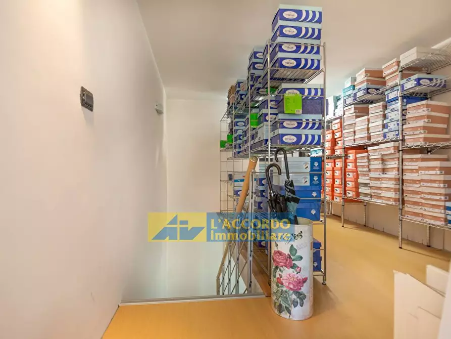 Immagine 12 di Attività commerciale in vendita  in via Priscilla 11 a Chieti