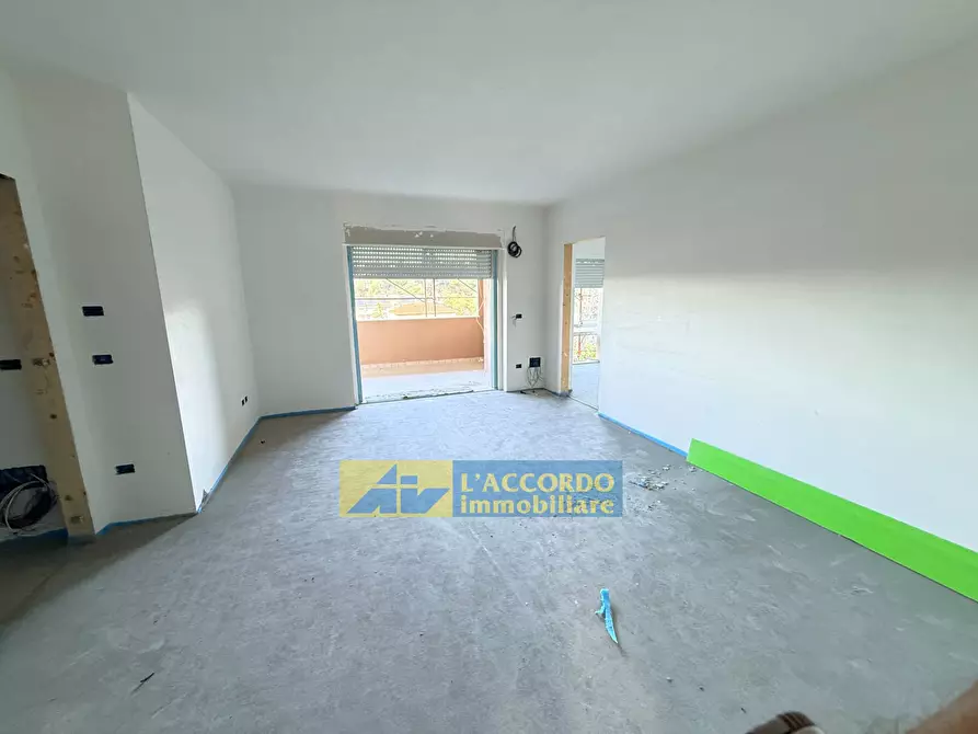 Immagine 5 di Appartamento in vendita  a Chieti