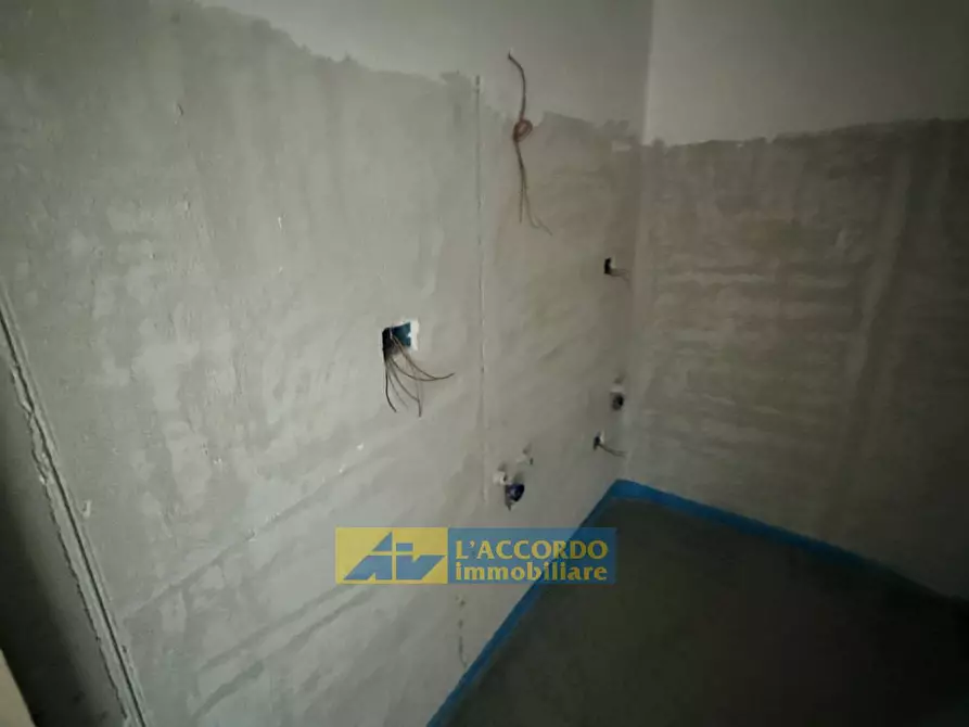 Immagine 37 di Appartamento in vendita  a Chieti