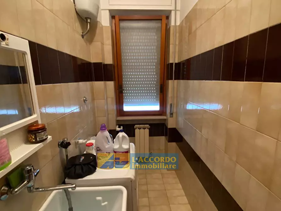 Immagine 14 di Appartamento in affitto  in viale benedetto croce 647 a Chieti