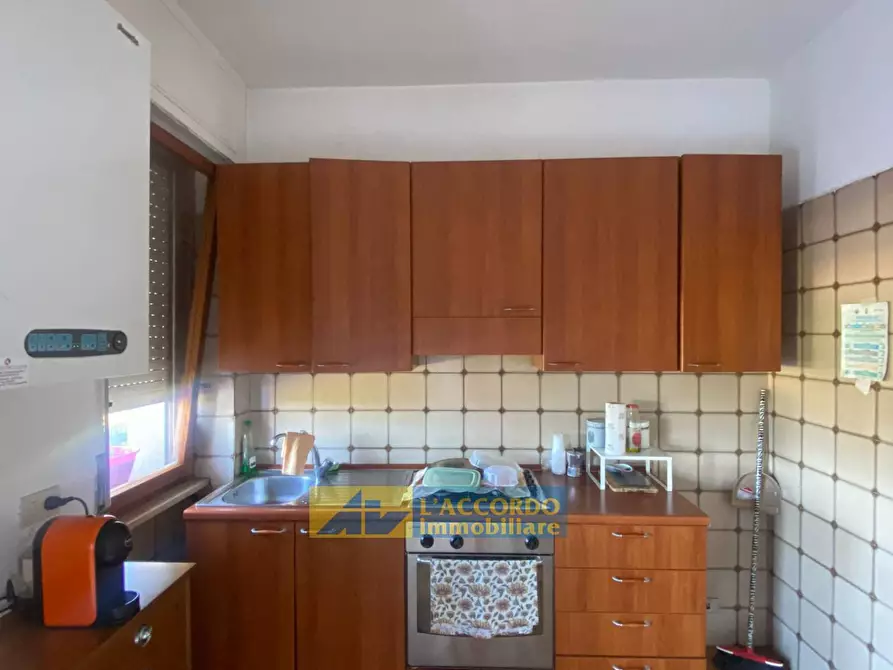 Immagine 6 di Appartamento in affitto  in viale benedetto croce 647 a Chieti