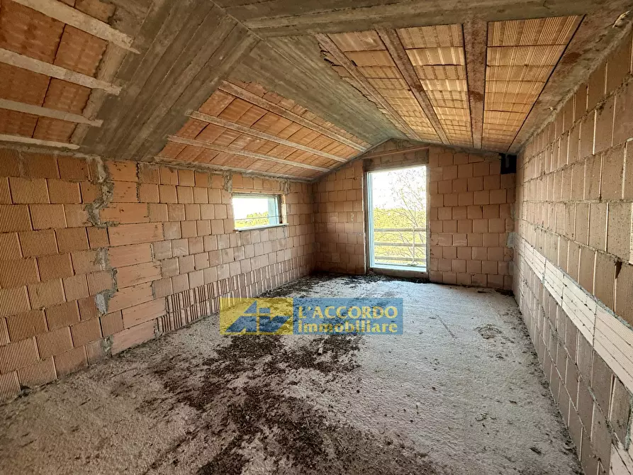 Immagine 17 di Villa in vendita  in STRADA DEL SANTISSIMO SALVATORE a Chieti