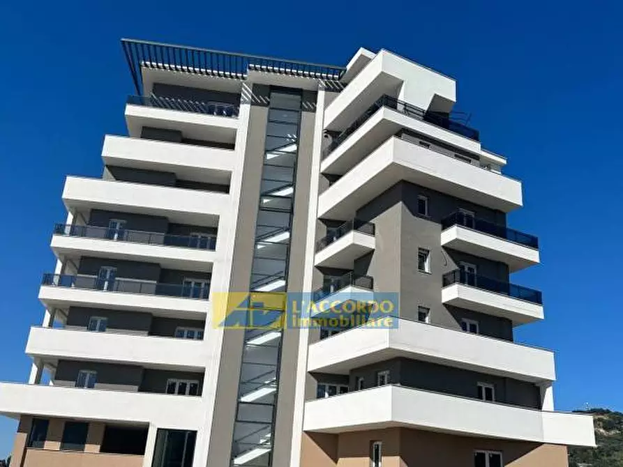 Immagine 23 di Locale commerciale in affitto  in VIA DEI VESTINI 70 a Chieti