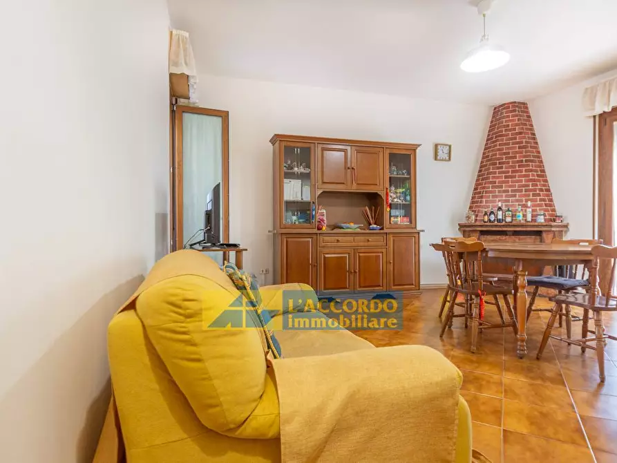 Immagine 4 di Appartamento in vendita  in Via Pescara 270 a Chieti