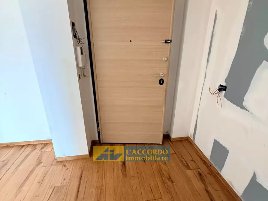 Immagine 5 di Locale commerciale in vendita  in VIA DEI VESTINI 250 a Chieti