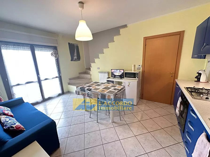 Immagine 3 di Appartamento in affitto  in viale benedetto croce a Chieti