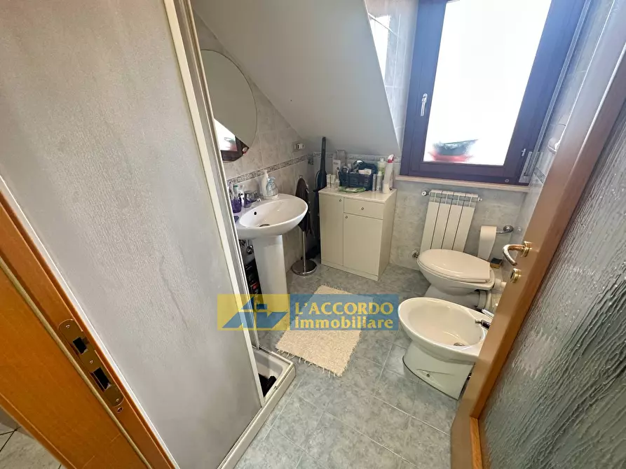 Immagine 9 di Appartamento in affitto  in viale benedetto croce a Chieti