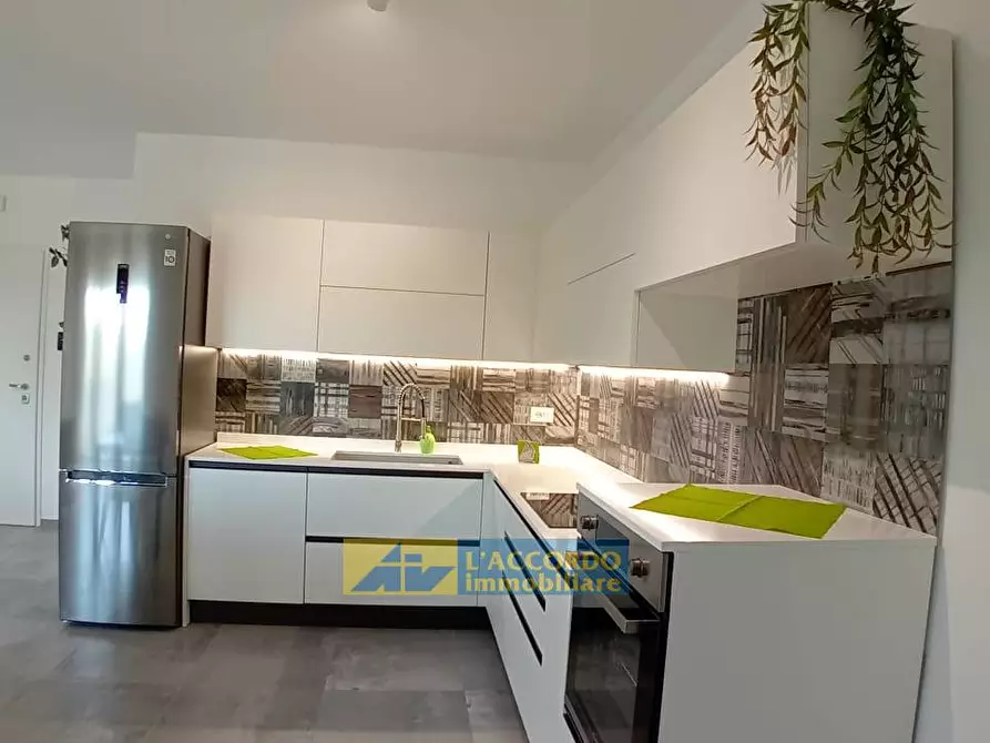 Immagine 2 di Appartamento in affitto  in VIA DEI VESTINI 70 a Chieti