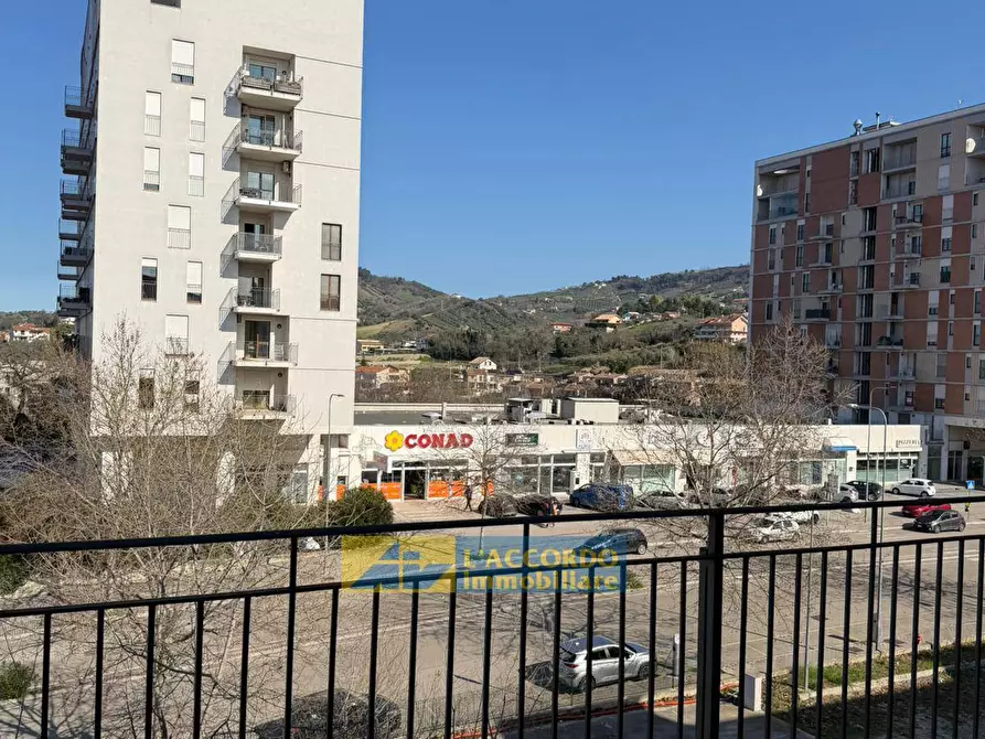 Immagine 34 di Appartamento in affitto  in via bari a Chieti