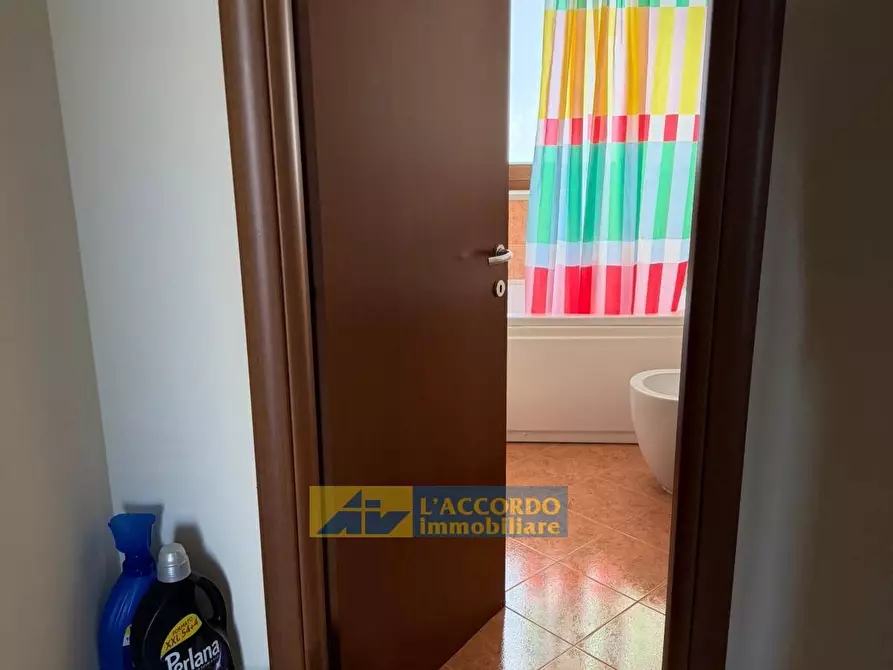 Immagine 36 di Appartamento in affitto  in via bari a Chieti
