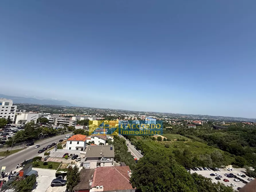 Immagine 28 di Locale commerciale in affitto  in VIA DEI VESTINI 70 a Chieti