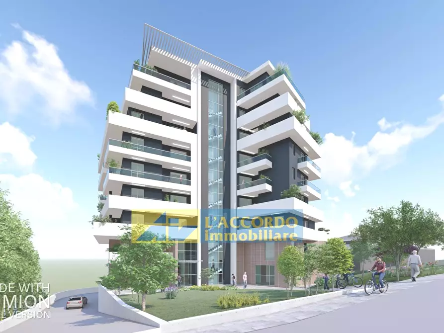 Immagine 6 di Locale commerciale in vendita  in VIA DEI VESTINI 70 a Chieti