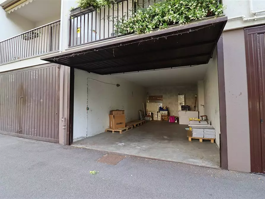 Garage in affitto a Lecco